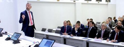 Fernando Salazar: &ldquo;Seguimos creciendo en entornos del 2% pero el ciclo se est&aacute; frenando y hay que asegurarse&rdquo;.