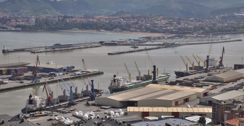 Una de las terminales para breakbulk en el puerto de Bilbao. Una de las terminales para breakbulk en el puerto de Bilbao.