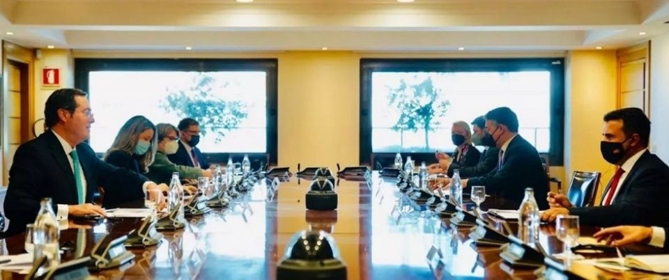 Zoran Zaev se ha reunido con Antonio Garamendi, en la sede de la Confederaci&oacute;n empresarial, en el marco de su visita a Espa&ntilde;a.