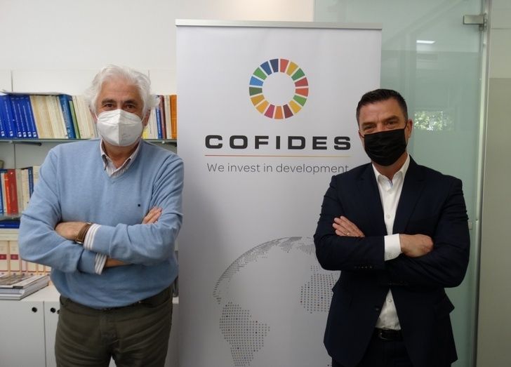 El presidente de COFIDES, Jos&eacute; Luis Curbelo, y el presidente de Making Science, Jos&eacute; Antonio Mart&iacute;nez Aguilar.