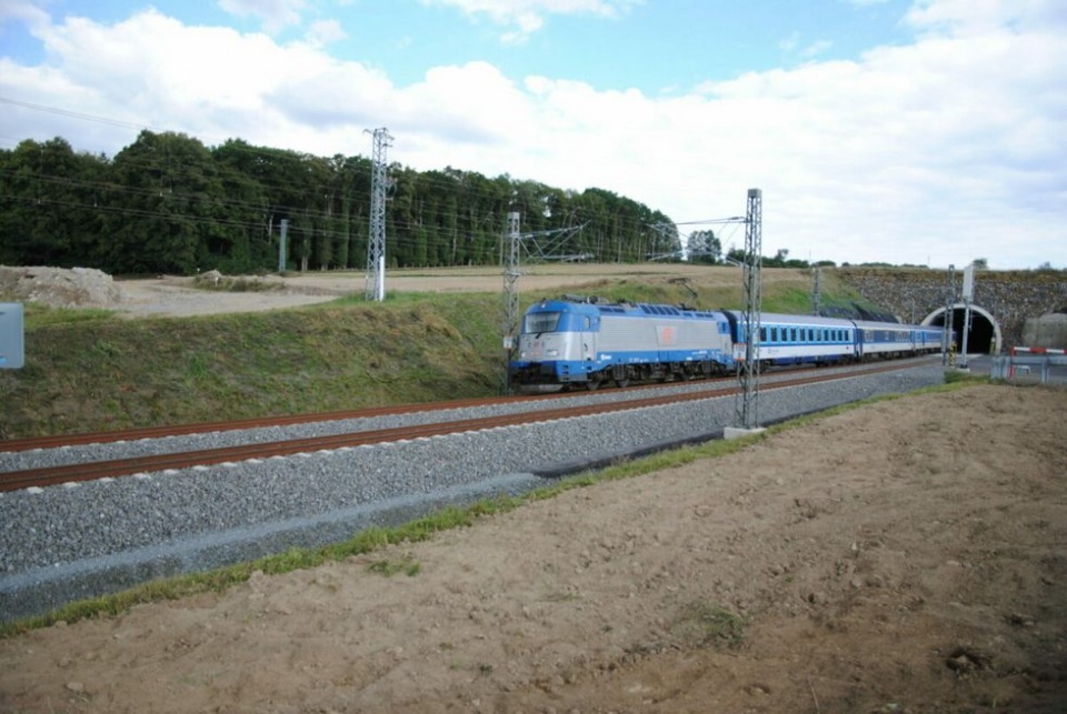 L&iacute;nea Sudoměřice-Votice.