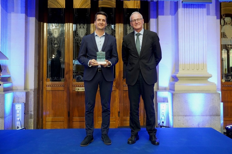 La compañía es candidata española a la categoría Rising Star para los premios de referencia de los mercados bursátiles en Europa. La compañía es candidata española a la categoría Rising Star para los premios de referencia de los mercados bursátiles en Europa.