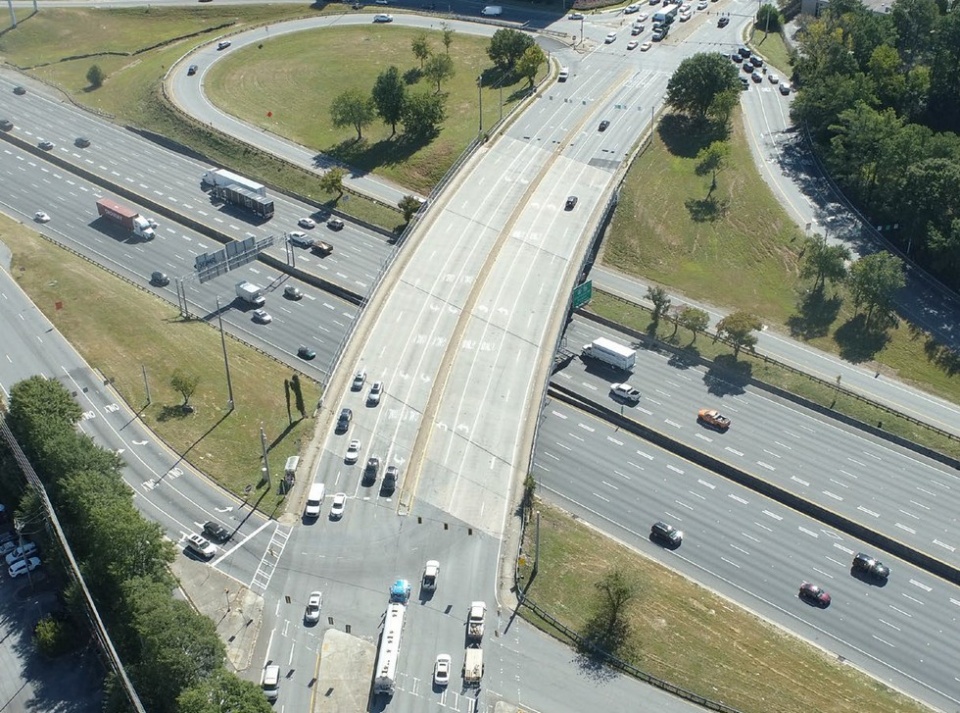 Autopista I-85 en Atlanta, Georgia. Autopista I-85 en Atlanta, Georgia.