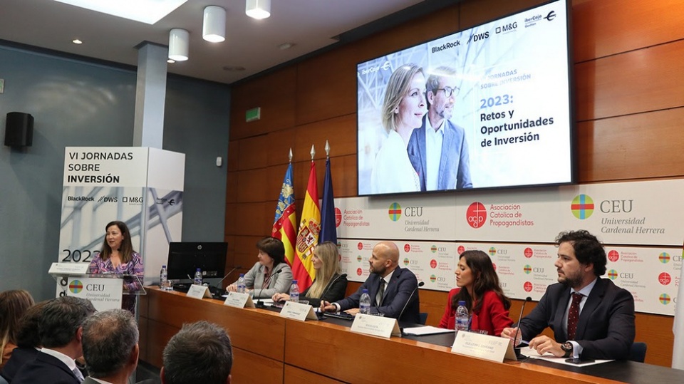Isabel Gim&eacute;nez, Directora General de la FEBF en la VI Jornada sobre Inversi&oacute;n- &ldquo;2023: Retos y Oportunidades de Inversi&oacute;n.