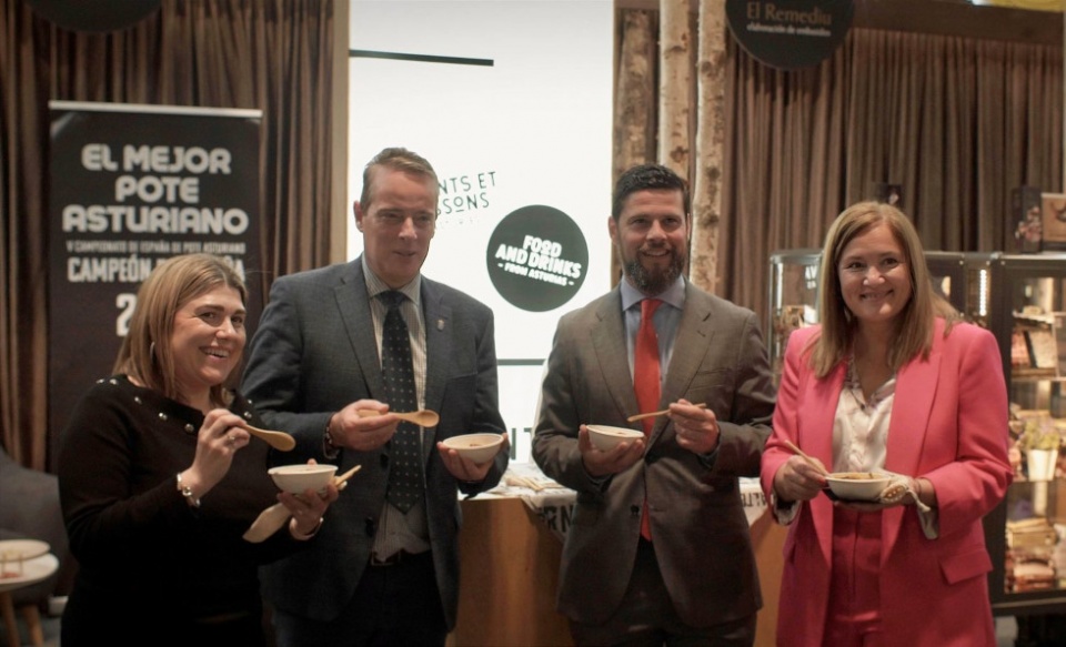 Los productos asturianos han despertado gran interés entre los visitantes. Los productos asturianos han despertado gran interés entre los visitantes.