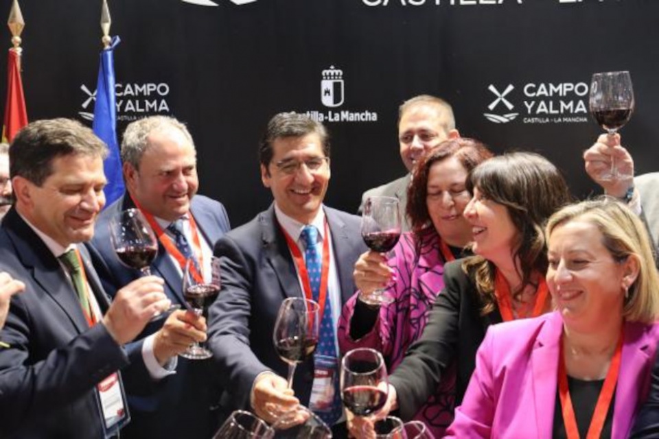 El vicepresidente segundo ha participado en la inauguraci&oacute;n de la 13&ordf; edici&oacute;n de FENAVIN.