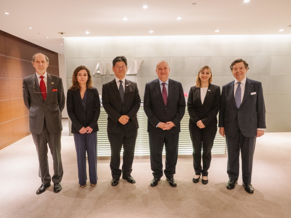 Reuni&oacute;n con All Nippon Airways (ANA).