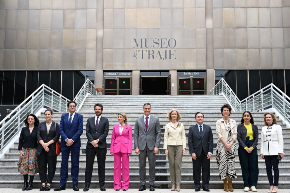 Presentaci&oacute;n del informe "Los sectores culturales y creativos en Espa&ntilde;a. An&aacute;lisis de su valor econ&oacute;mico". | Pool Moncloa/Borja Puig de la Bellacasa. Museo del Traje, Madrid