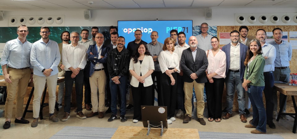Valenciaport y el hub de innovación de Singapur, PIER71, exploran sinergias para liderar la transformación marítima global