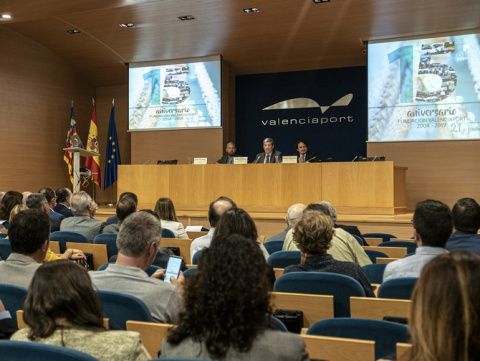 XV Aniversario de la Fundaci&oacute;n Valenciaport, imagen del p&uacute;blico asistente a la celebraci&oacute;n.