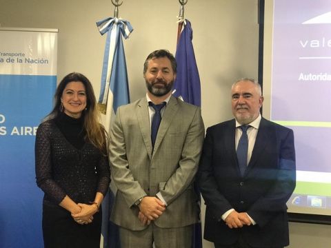 De izquierda a derecha: Ana Rumbeu, Mat&iacute;as Peri y Francesc S&aacute;nchez.