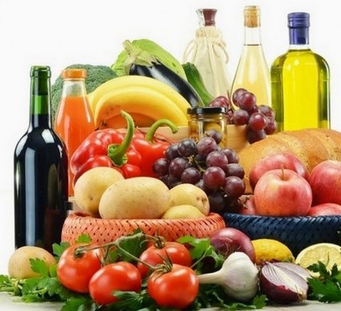 Andalucía encabeza las ventas de productos agroalimentarios por toneladas, con 3,2 millones en el primer cuatrimestre de 2019. Andalucía encabeza las ventas de productos agroalimentarios por toneladas, con 3,2 millones en el primer cuatrimestre de 2019.