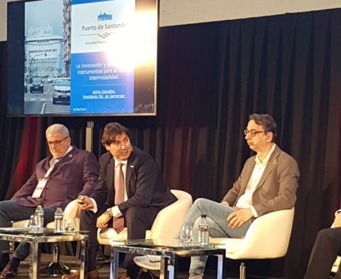 La intervención del Presidente de la Autoridad Portuaria. La intervención del Presidente de la Autoridad Portuaria.
