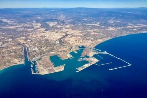 Vista a&eacute;rea del Puerto de Valencia.
