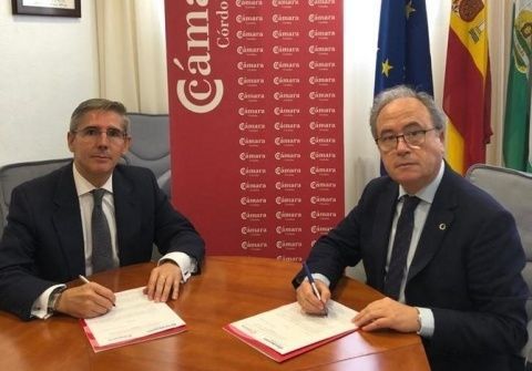 El acuerdo ha sido rubricado por el presidente de la C&aacute;mara de Comercio de C&oacute;rdoba, Antonio D&iacute;az, y por el adjudicatario del Palacio de Congresos, Juan Salado.