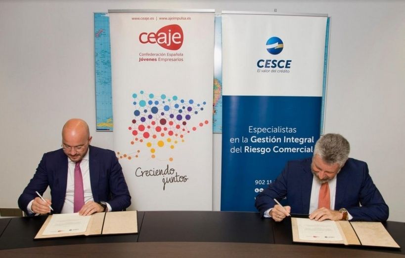 La firma de la renovaci&oacute;n del acuerdo de colaboraci&oacute;n CESCE-CEAJE.