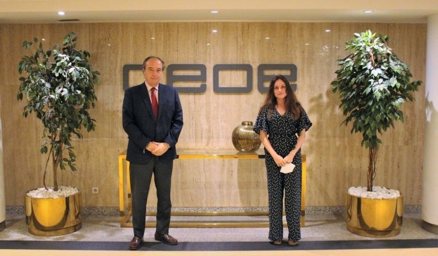 Alberto Gonz&aacute;lez-Ruiz y Sara Arg&uuml;ello.