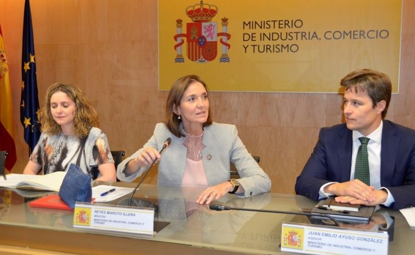Reyes Maroto.