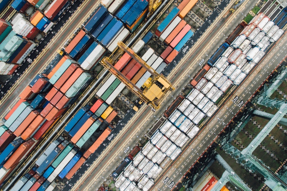 Las exportaciones espa&ntilde;olas en abril (aumento interanual del 15,8 %) crecieron por encima de otros socios europeos como Alemania.