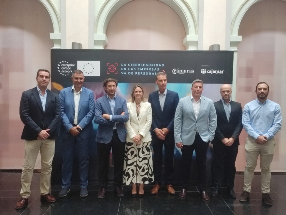 Jornada especializada en ciberseguridad empresarial.