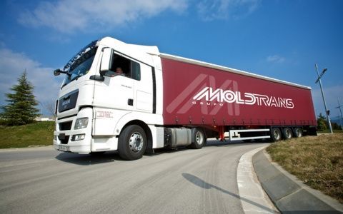 Veh&iacute;culo del Grupo Moldtrans.