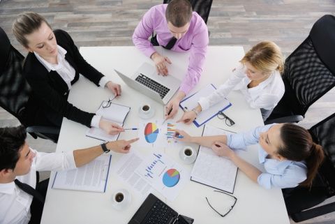 El Comit&eacute; de Reflexi&oacute;n sobre Internacionalizaci&oacute;n ha sido creado por el Club de Exportadores e Inversores con el fin de analizar y debatir los grandes temas que afectan a la actividad exterior de las empresas espa&ntilde;olas.