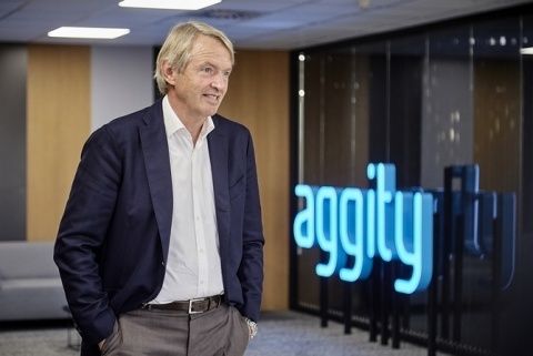 Oscar Pierre, aggity.