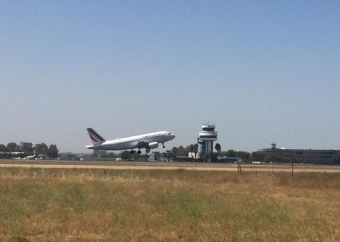 El vuelo AF1546, operado con un Airbus A319. El vuelo AF1546, operado con un Airbus A319.