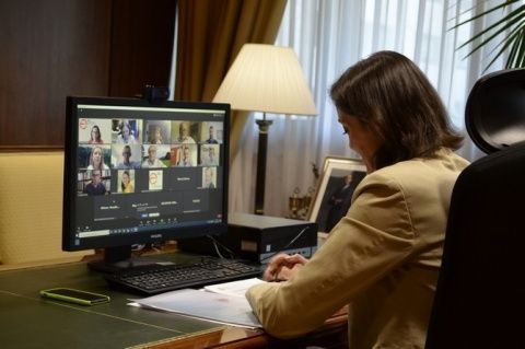 Reyes Maroto, durante la reuni&oacute;n.
