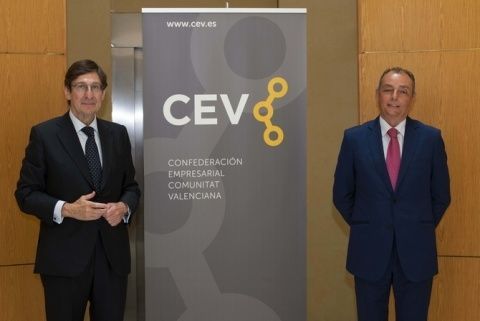 El presidente de Bankia, José Ignacio Goirigolzarri, y el presidente de la Confederación Empresarial de la Comunitat Valenciana (CEV), Salvador Navarro. El presidente de Bankia, José Ignacio Goirigolzarri, y el presidente de la Confederación Empresarial de la Comunitat Valenciana (CEV), Salvador Navarro.