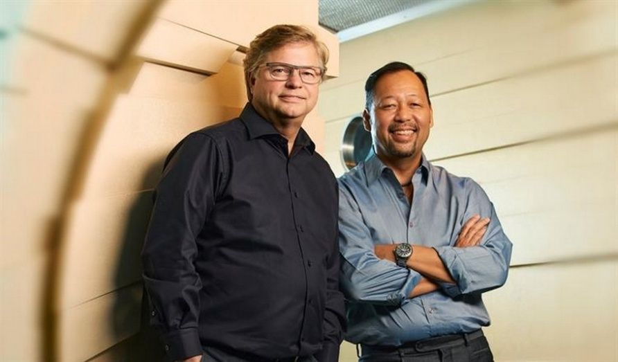 Scott Demerau, Presidente Ejecutivo, y Cecil D. Magpuri, CEO, de Falcon's Beyond Global. Scott Demerau, Presidente Ejecutivo, y Cecil D. Magpuri, CEO, de Falcon's Beyond Global.