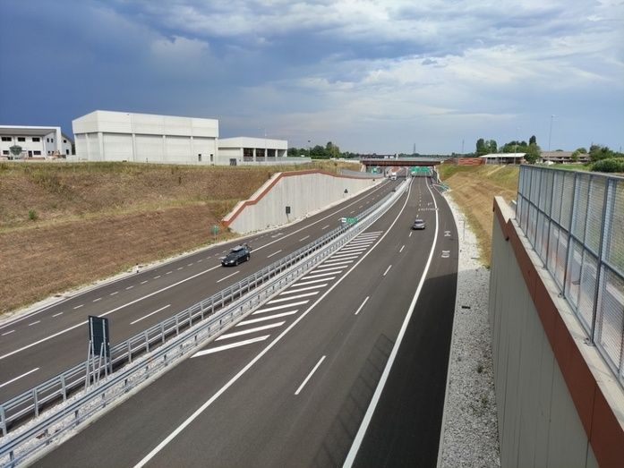 Autopista Pedemontana tramo 5.