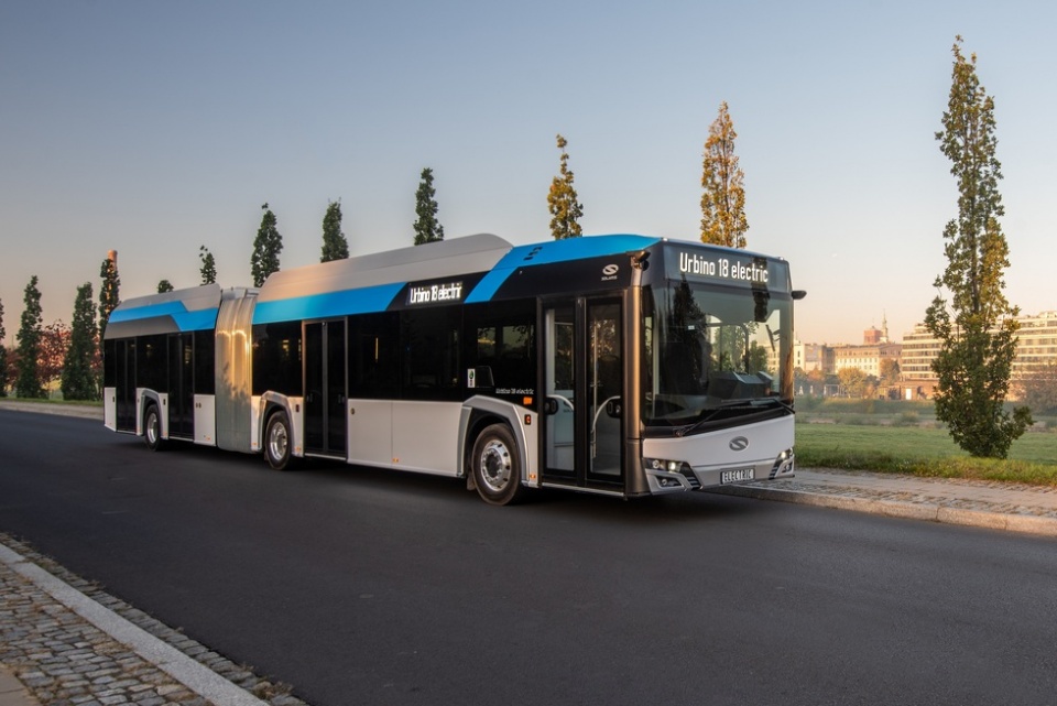 Solaris Urbino.