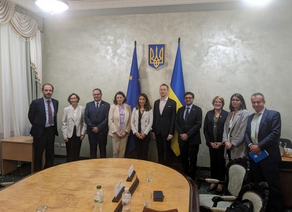 La visita de la secretaria de Estado de Comercio a Ucrania.