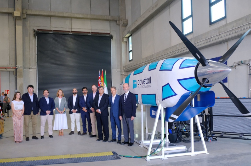 El prototipo presentado hoy antes inversores y agentes del sector aeronáutico. El prototipo presentado hoy antes inversores y agentes del sector aeronáutico.