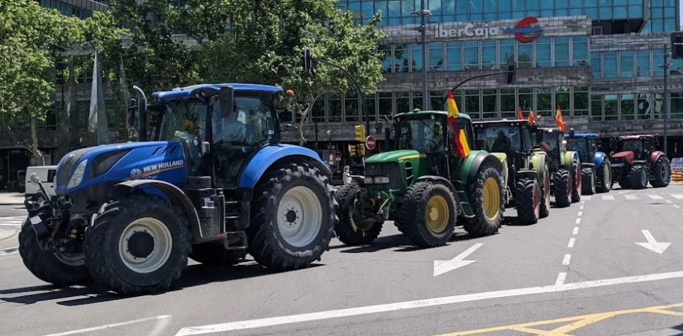 Protesta de agricultores en la &uacute;ltima subida de los precios del gasoil
