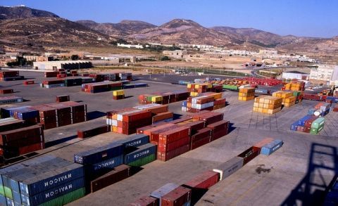 Las empresas de la Región exportan cada vez más productos. Las empresas de la Región exportan cada vez más productos.