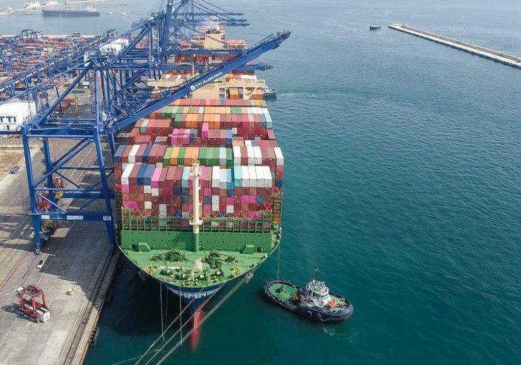 HMM Hamburg, TTI Algeciras.