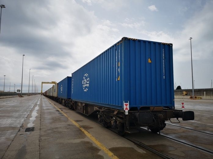 Convoy Cosco Valencia-Zaragoza.