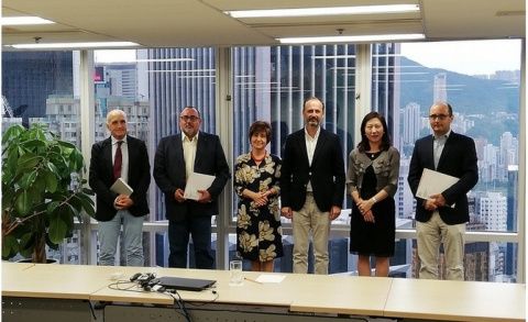 La reunión en la sede del responsables del Consejo para el Desarrollo Comercial de Hong Kong. La reunión en la sede del responsables del Consejo para el Desarrollo Comercial de Hong Kong.