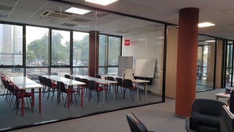 Aula IMF Business School en Sevilla.