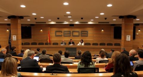 El secretario de Estado para la UE, Luis Marco Aguiriano Nalda, en la Comisi&oacute;n de Uni&oacute;n Europea de CEOE &copy;CEOE.