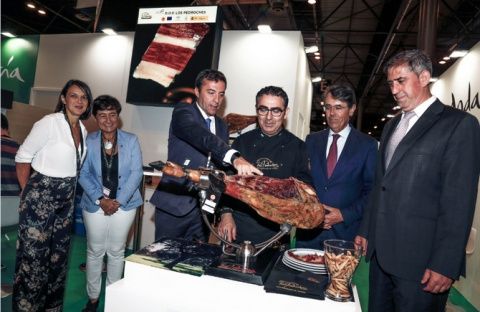 El stand agrupado ha contado en todo momento con una gran afluencia de p&uacute;blico en esta feria.