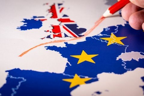 Ante la incertidumbre generada por el Brexit, muchas personas necesitan saber cómo será su futuro. Ante la incertidumbre generada por el Brexit, muchas personas necesitan saber cómo será su futuro.