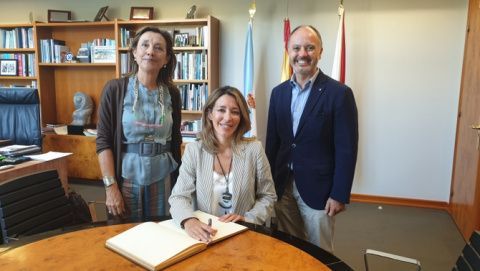 La firma del marco de colaboraci&oacute;n.