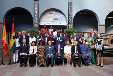 Participantes en el I Foro España-Ghana. Participantes en el I Foro España-Ghana.