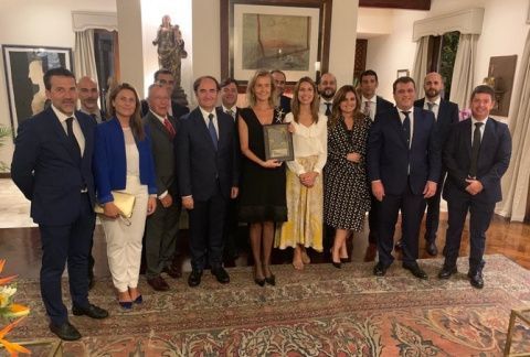 La delegaci&oacute;n del Puerto de Algeciras, encabezada por su presidente, Gerardo Landaluce, ha sido recibida por la embajadora de Espa&ntilde;a en el pa&iacute;s caribe&ntilde;o, Cristina P&eacute;rez.