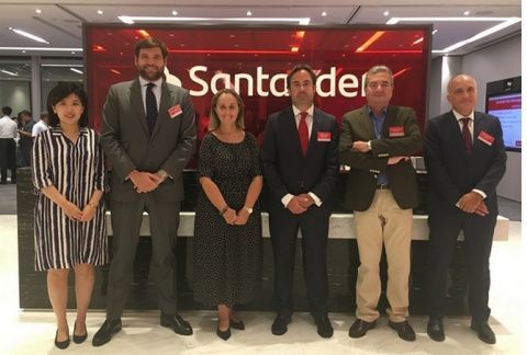 De derecha a Izquierda: Fernando D&iacute;az, Joaquin G&oacute;mez, Adri&aacute;n Argil&eacute;s, Cristina Teijelo, Nicolas Cotoner y Vivianne Wu.