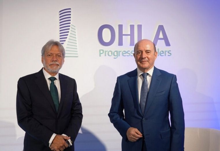 D. Luis Amodio junto con D. Jos&eacute; Antonio Fern&aacute;ndez Gallar, Presidente y CEO de OHLA.