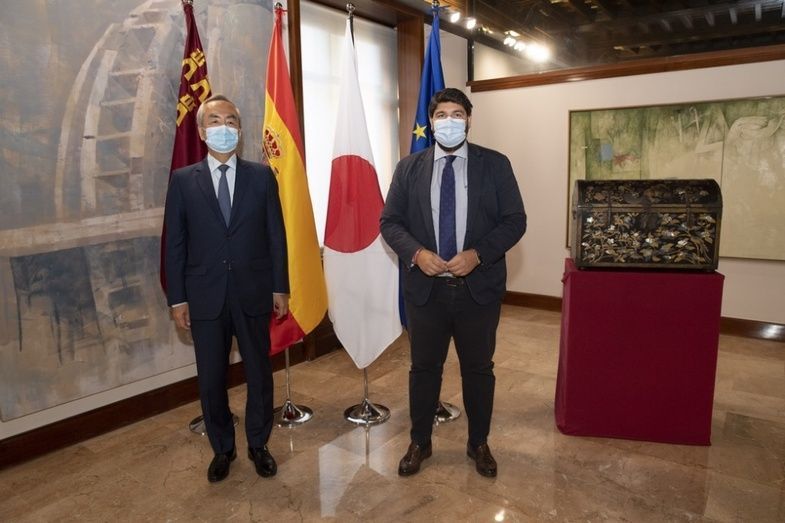 La visita del Embajador de Jap&oacute;n.